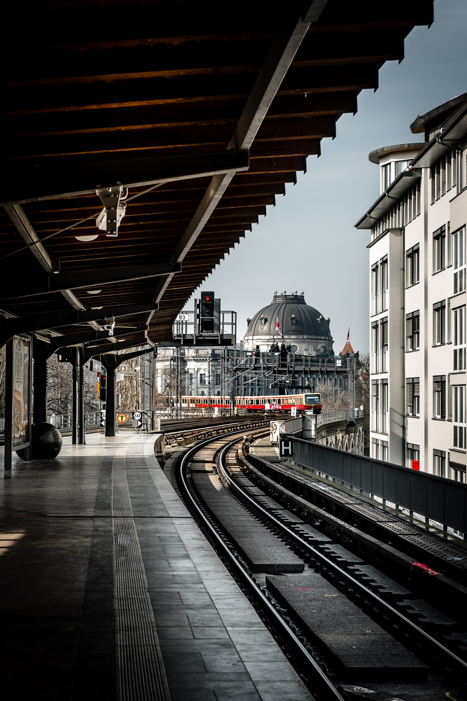Bahnhof Hackescher Markt -Thomas Bechtle Fotograf